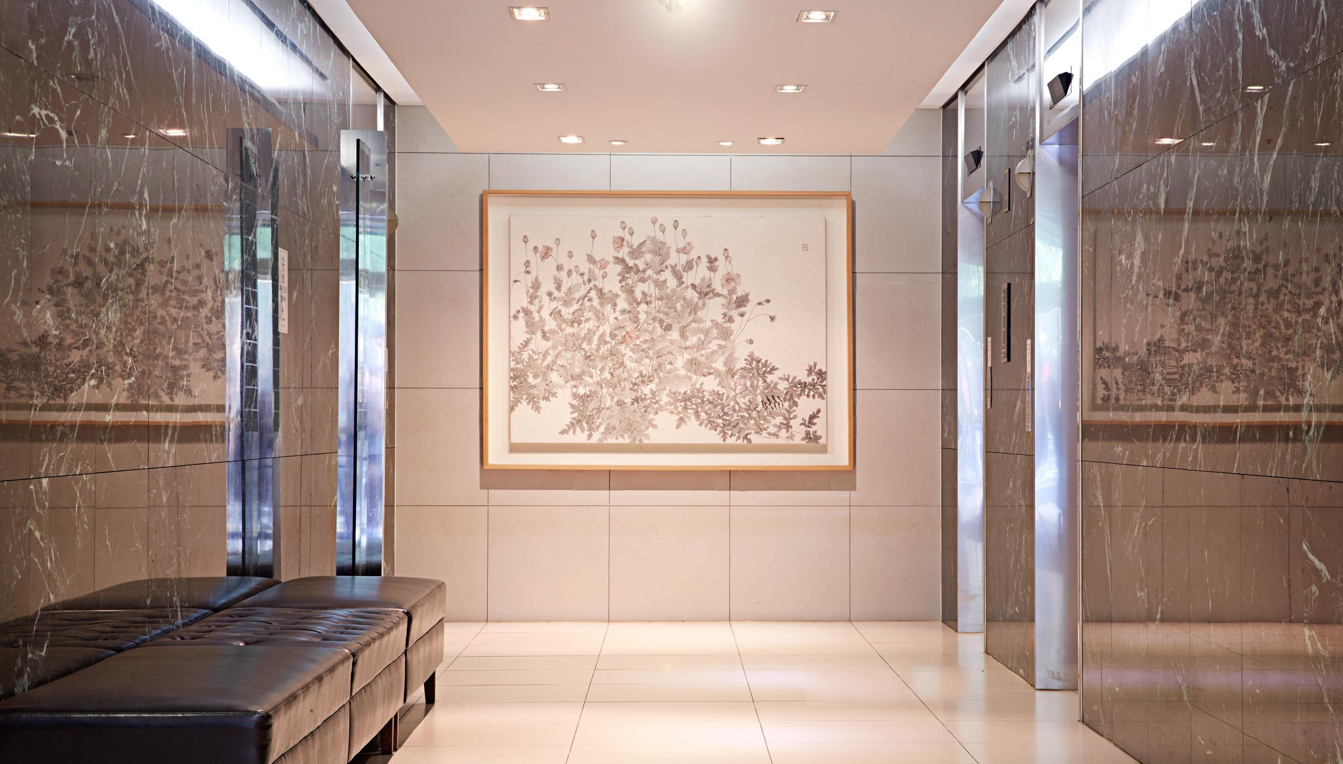 Hotel Skypark Central Myeongdong Сеул Экстерьер фото