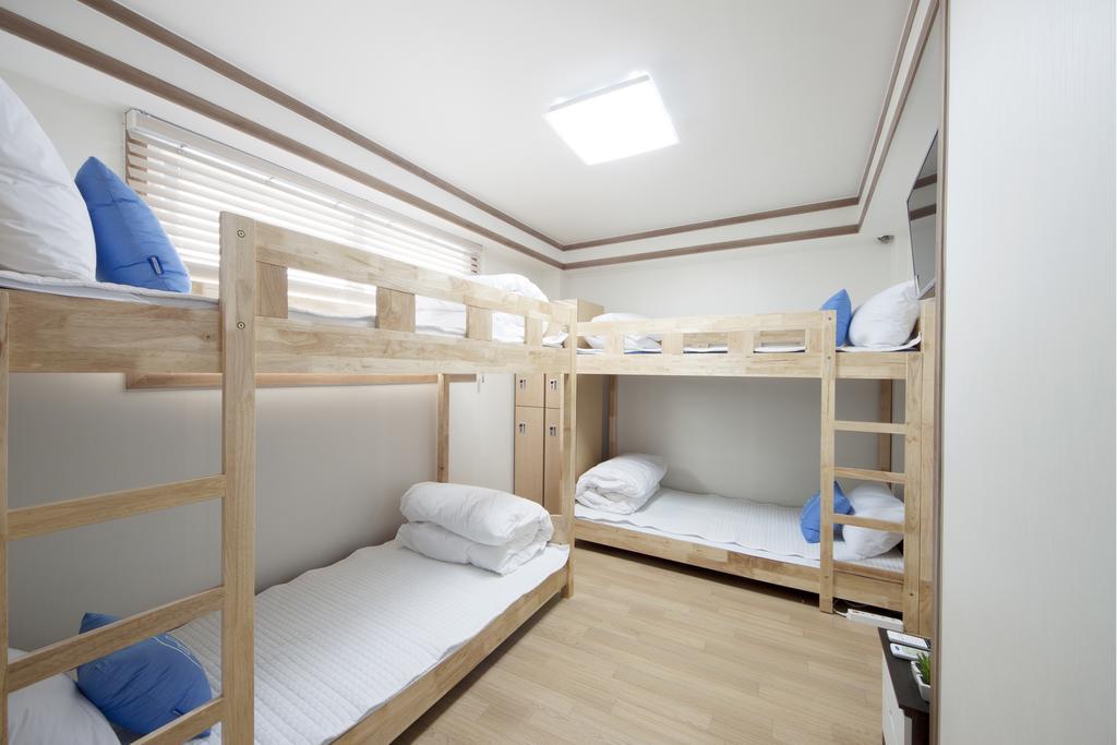 Hotel Skypark Central Myeongdong Сеул Экстерьер фото